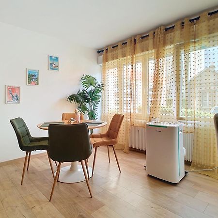 Maison Du Bonheur 2 A Troyes Logement Entier Avec Parking Luaran gambar