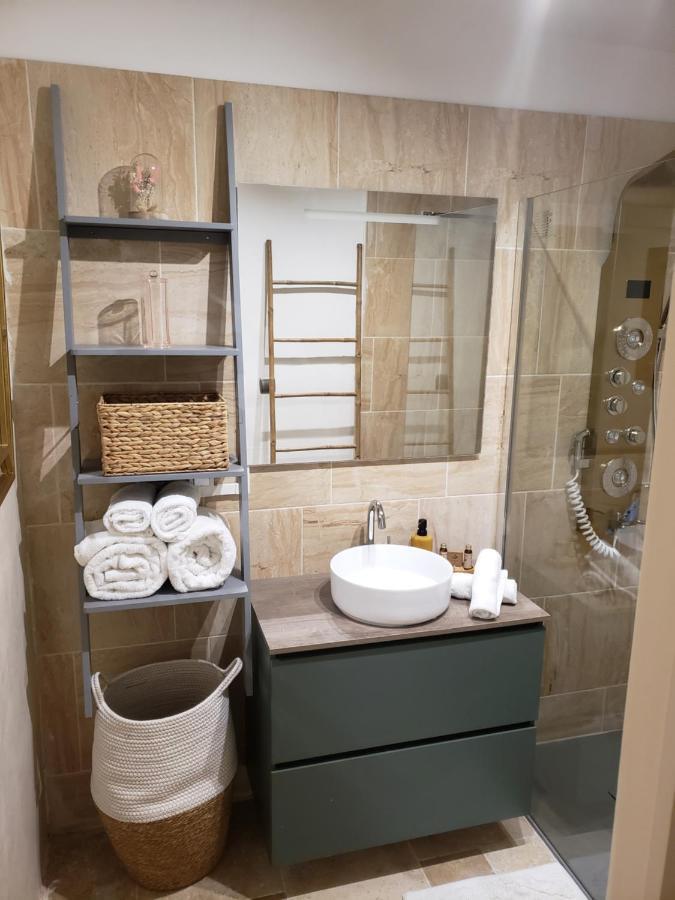 Maison Du Bonheur 2 A Troyes Logement Entier Avec Parking Luaran gambar